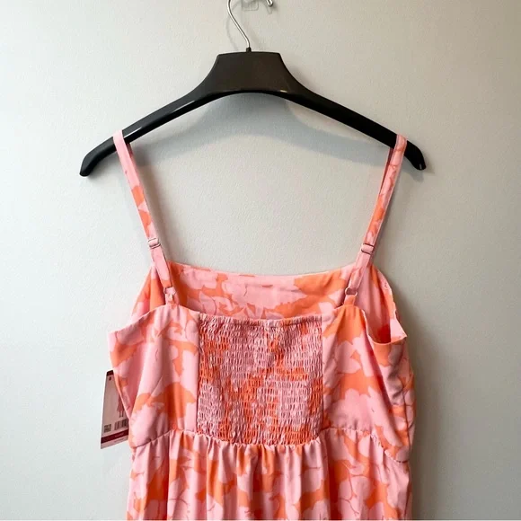 Social Standard by Sanctuary Ladies Smocked
Back Dress XL - Picture 9 of 12